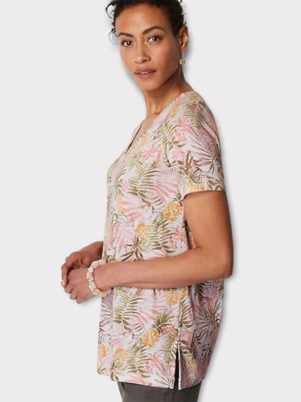 J. Jill Pima Slub Knit V-Neck Tee Shirt Pineapple Palm Print Womens Size M NWT - Picture 2 of 16